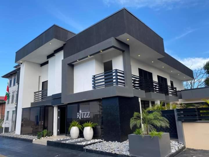 Hotel Ritzz Paramaribo Exterior foto